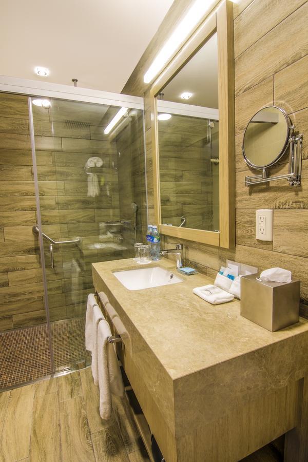 Quarto com Cama King-size - Não Fumantes