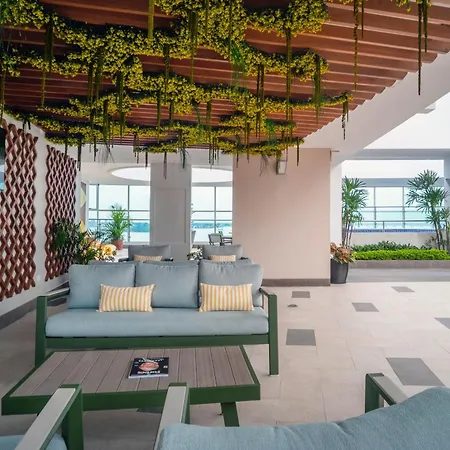 Wyndham Guayaquil, Puerto Santa Ana-3